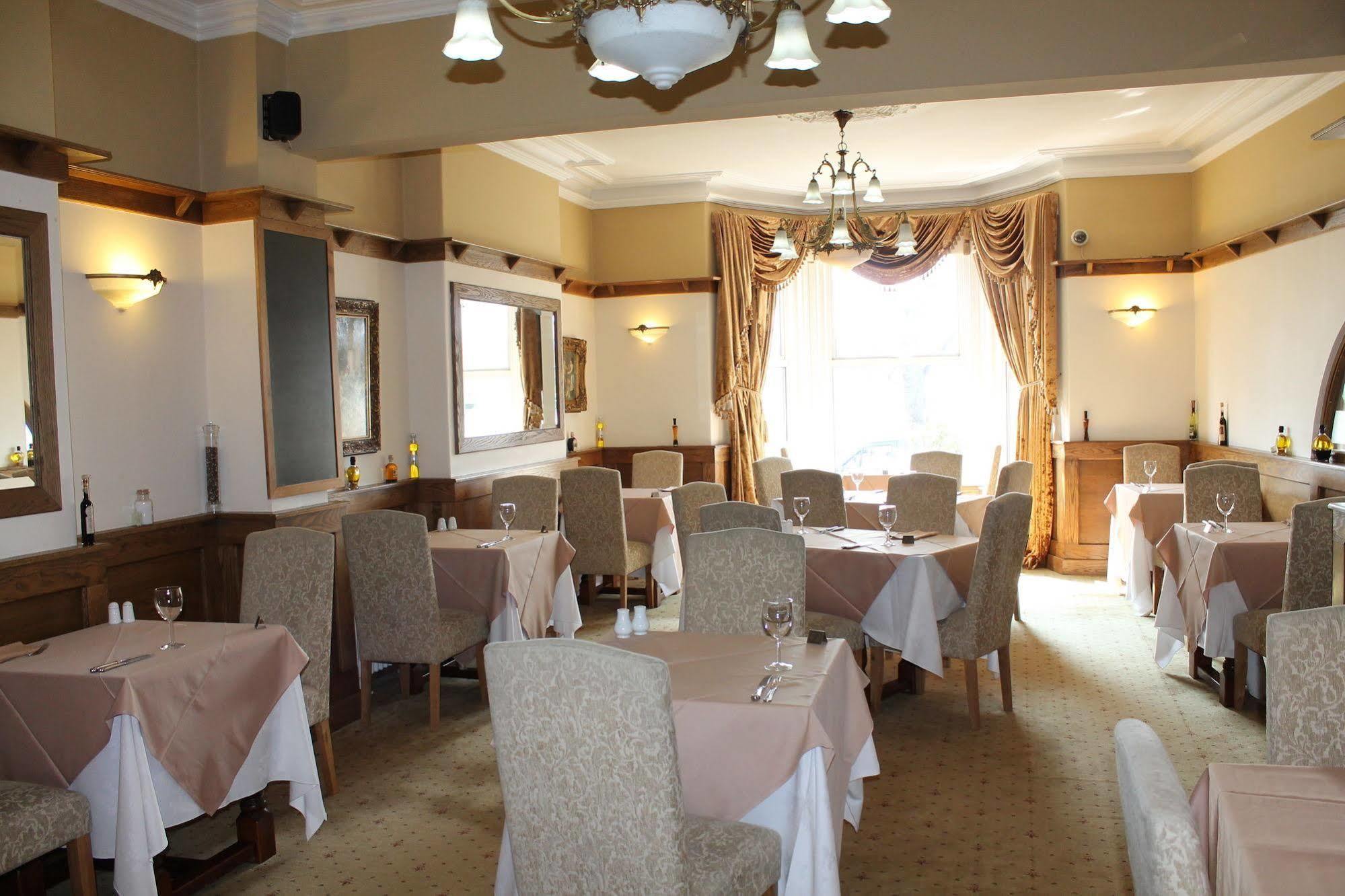 Longview Hotel Knutsford Ngoại thất bức ảnh