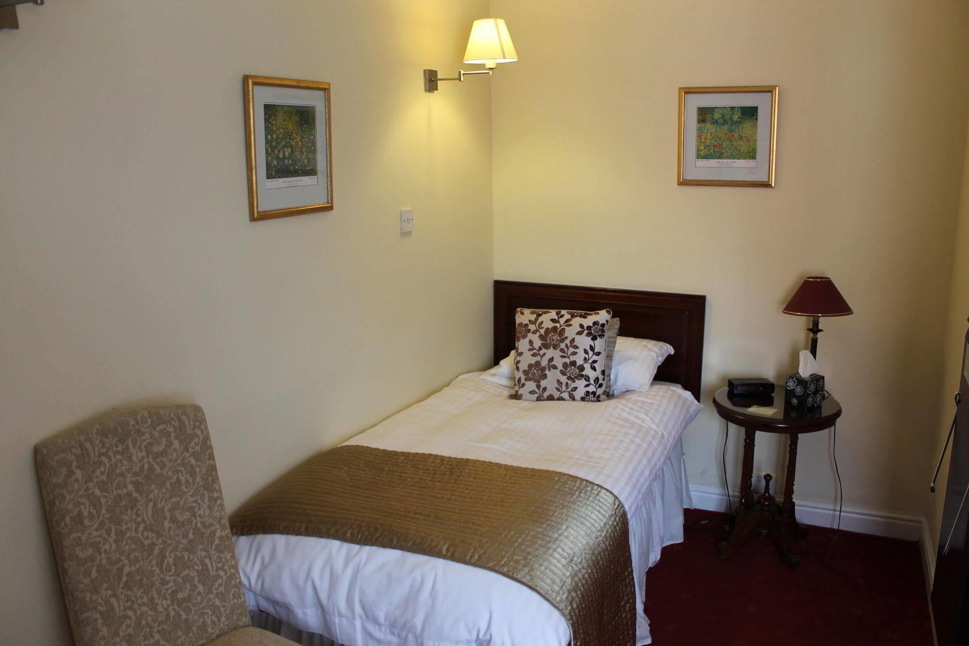 Longview Hotel Knutsford Ngoại thất bức ảnh