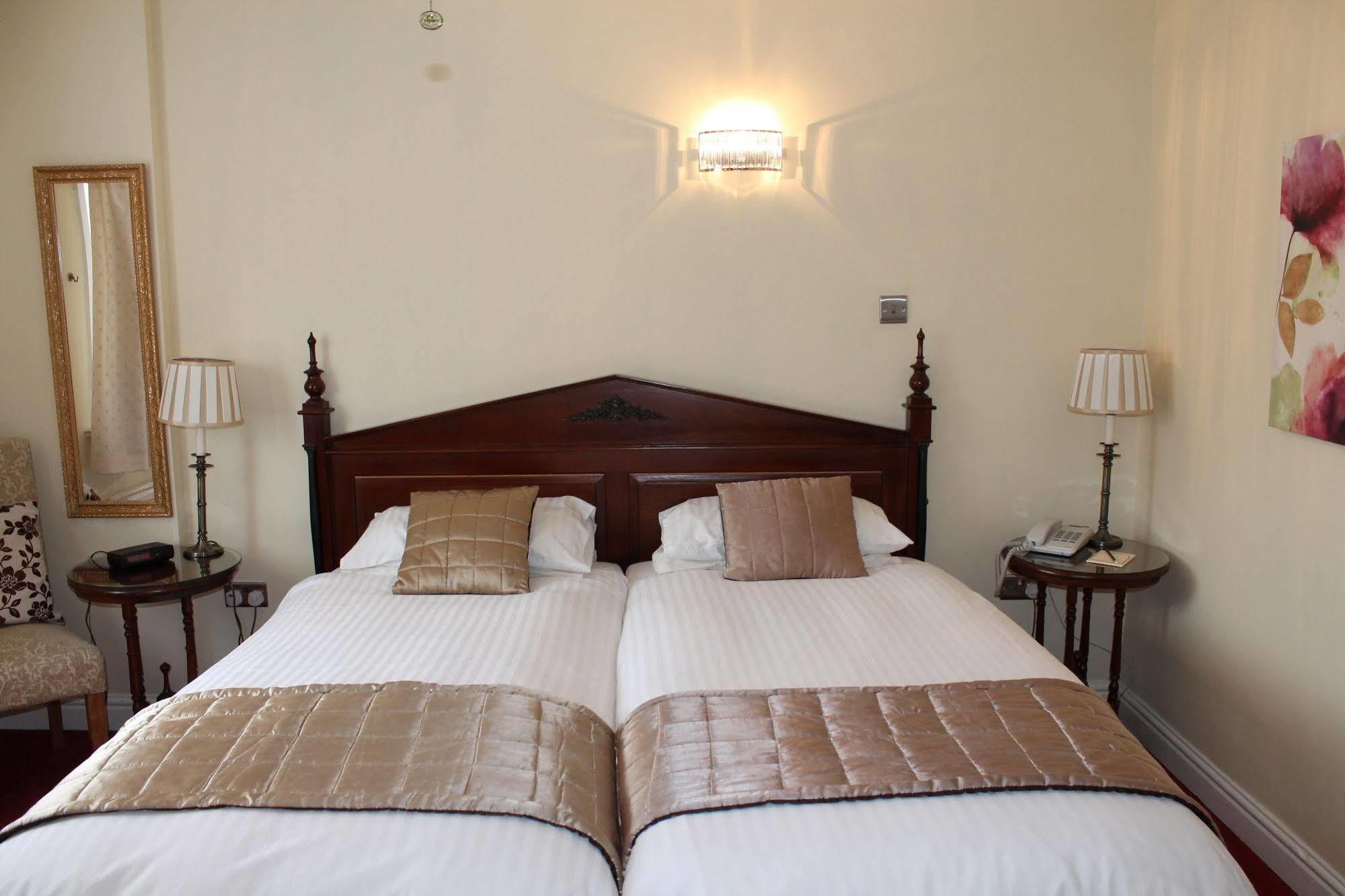 Longview Hotel Knutsford Ngoại thất bức ảnh